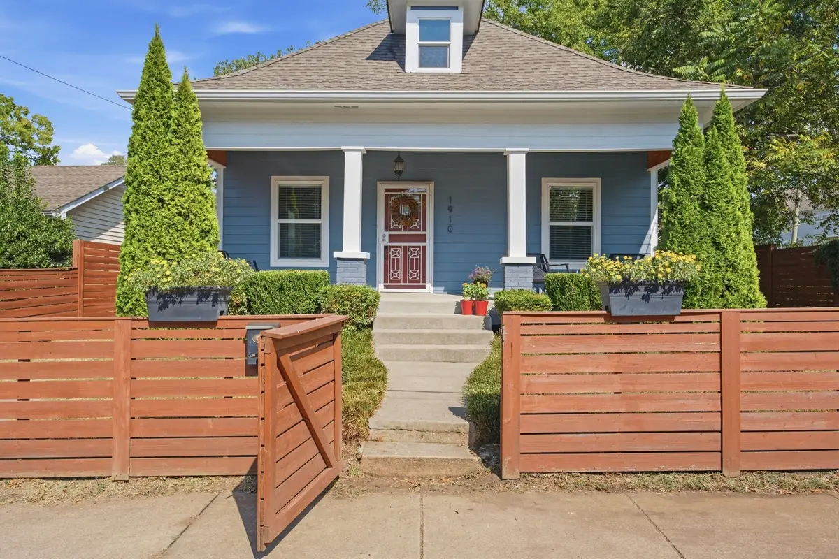 1910 Cephas St, Nashville, TN 37208 - #1
