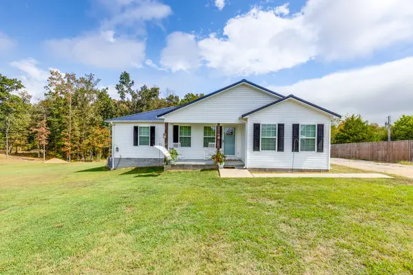 251 Hurst Rd, Hohenwald, TN 38462