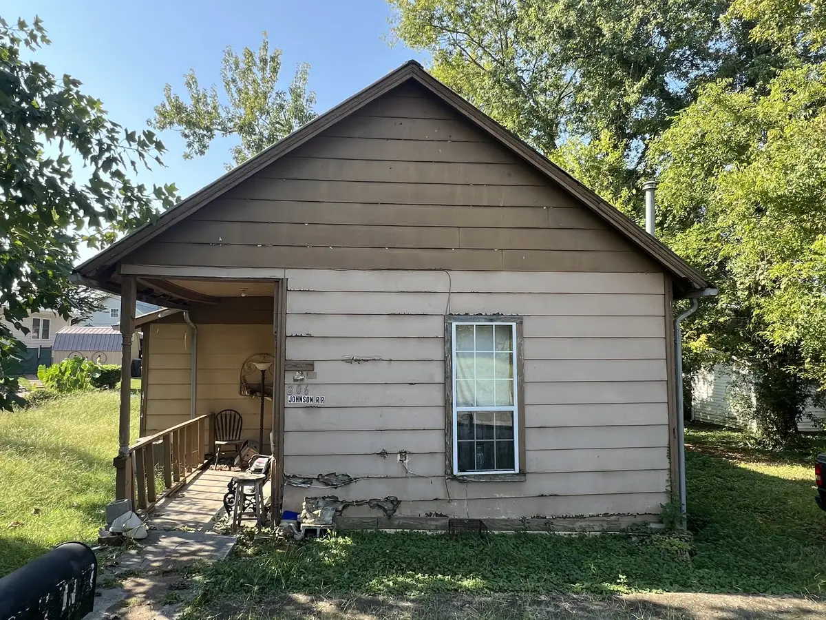 206 White Oak St, Hartsville, TN 37074 - #1