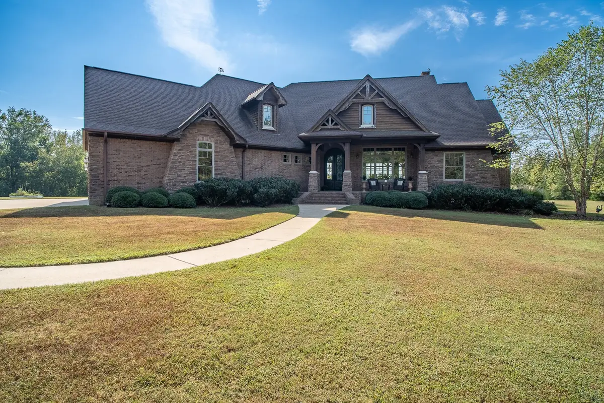 305 State Line Rd, Saint Joseph, TN 38481 - #1
