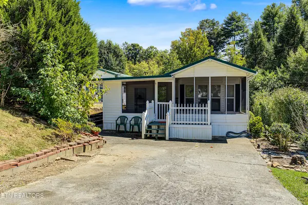 612 Whistling Swan St, Townsend, TN 37882