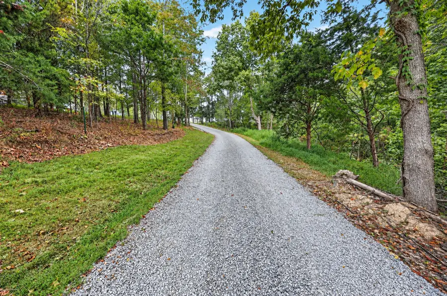103 Marty Robbins Rd, Bethpage, TN 37022 - #2