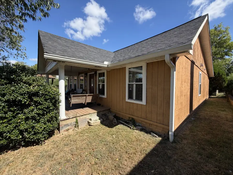 114 28th St, Old Hickory, TN 37138 - #2