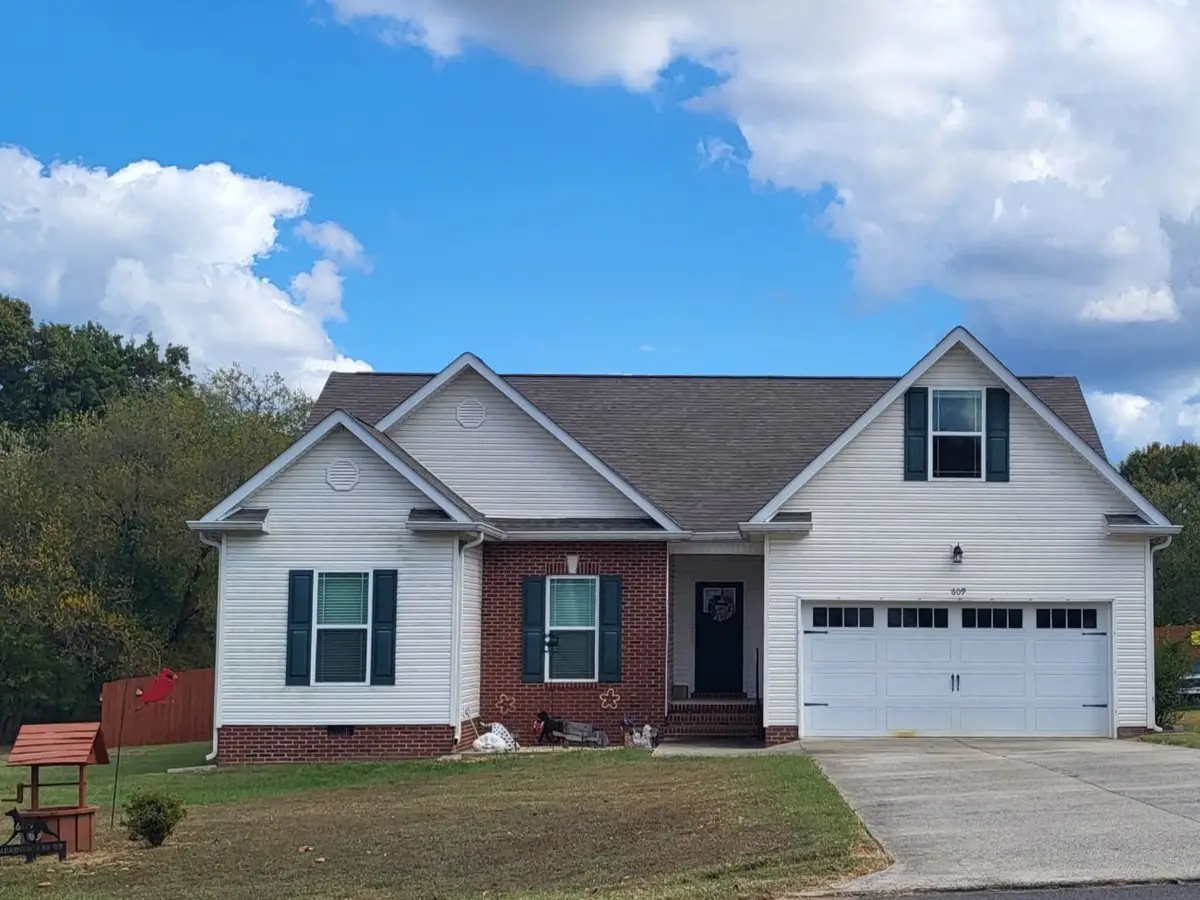 609 Meadowlark Dr, Shelbyville, TN 37160 - #1