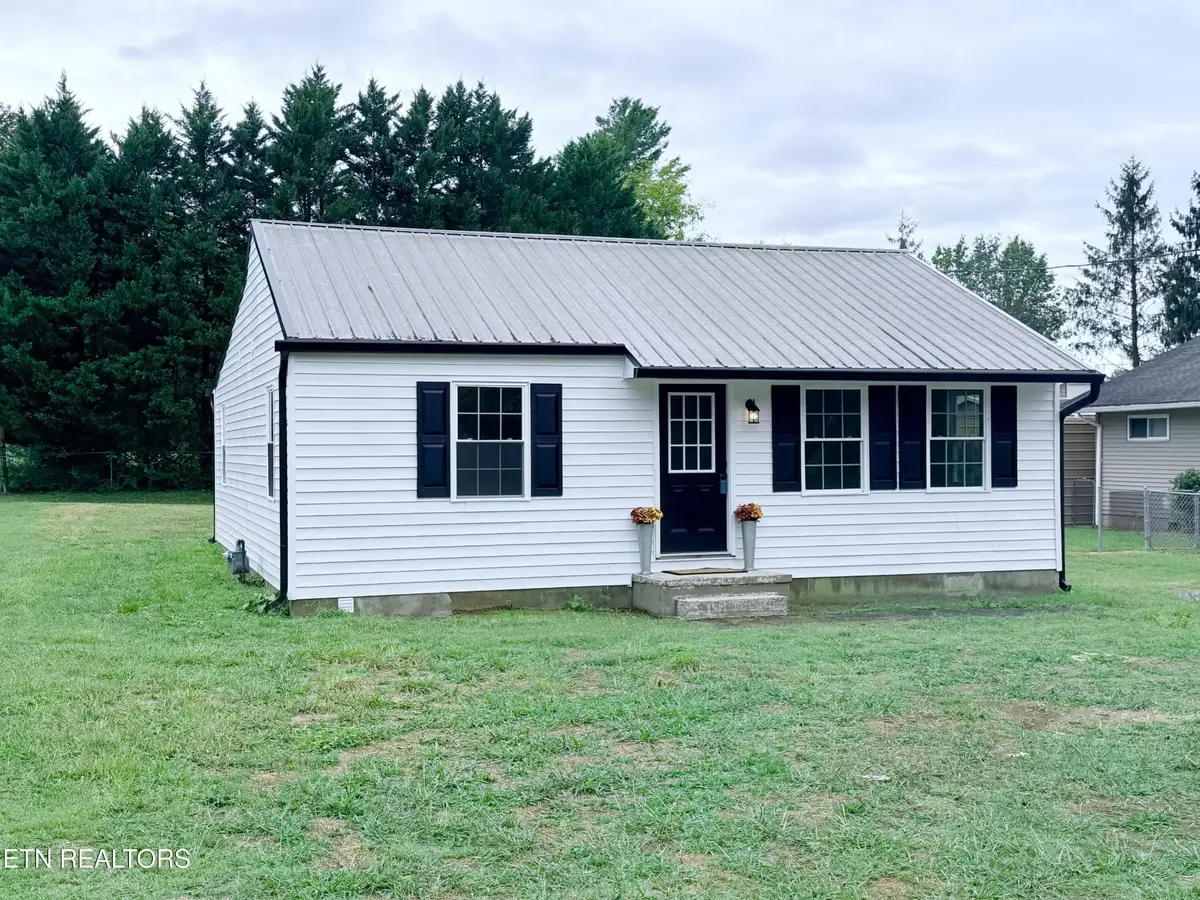 222 Hassler Mill Rd, Harriman, TN 37748 - #1