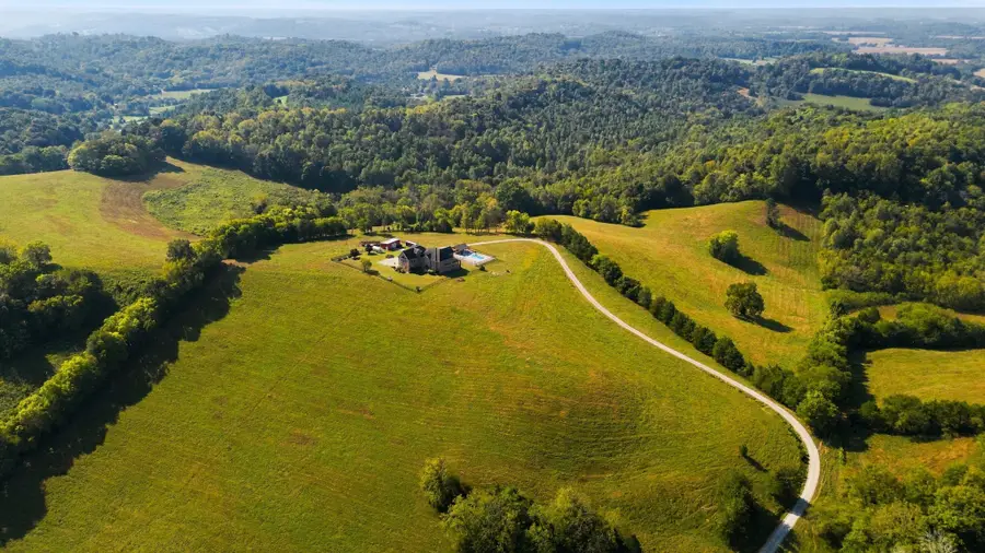 1500 Mitchell Rd, Pulaski, TN 38478 - #3