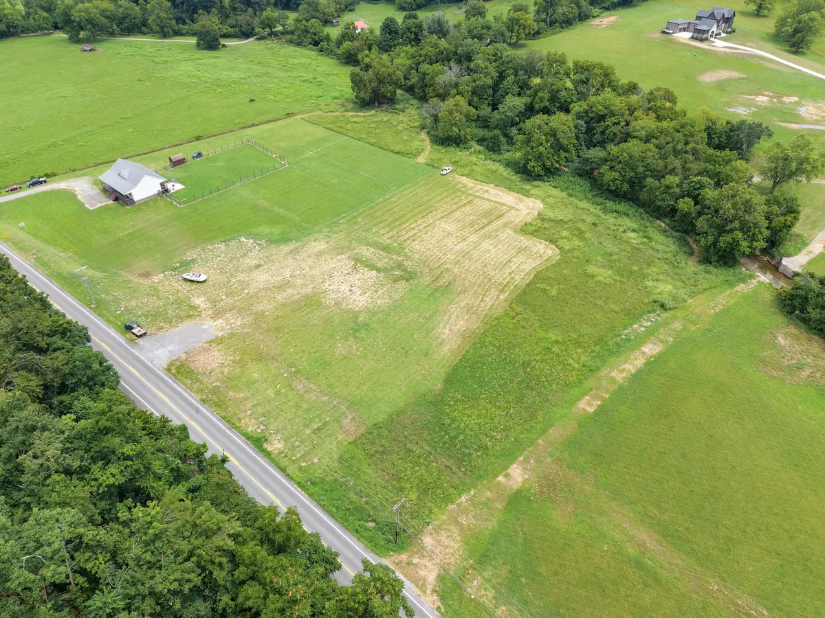 2646 New Hope Rd, Hendersonville, TN 37075 - #1
