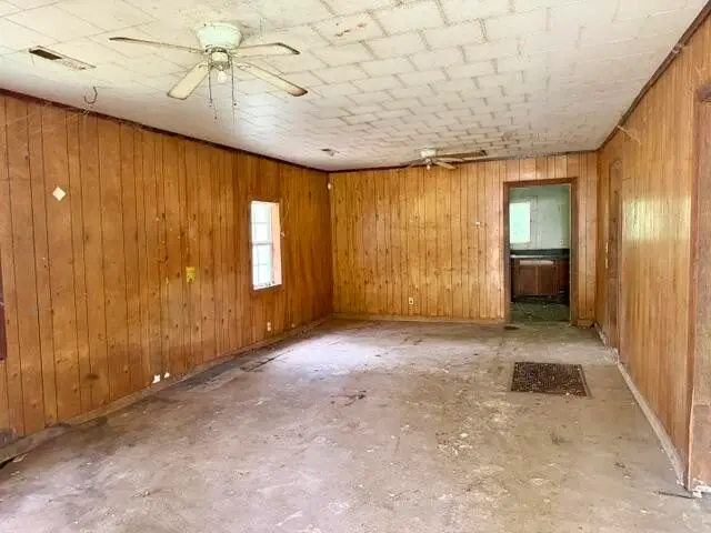 405 Glenn Street, La Fayette, GA 30728 - #2