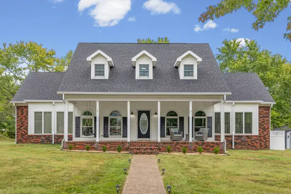 114 Skylark Dr, Hopkinsville, KY 42240