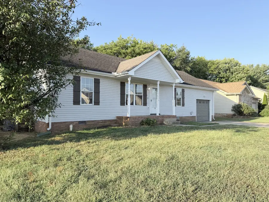 3244 S Senseney Cir, Clarksville, TN 37042 - #2