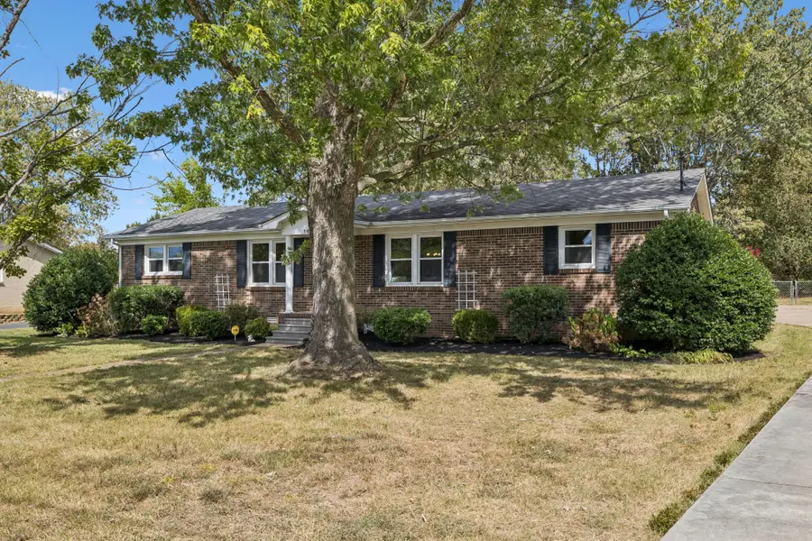 502 Shadow Dr, Shelbyville, TN 37160 - #2
