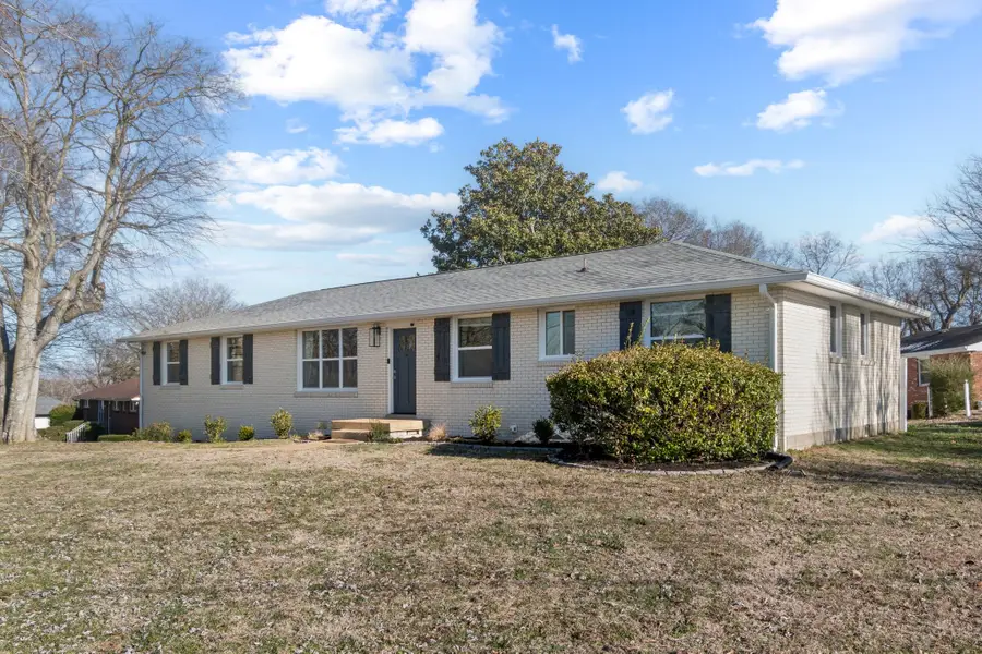 148 Colonial Dr, Hendersonville, TN 37075 - #3
