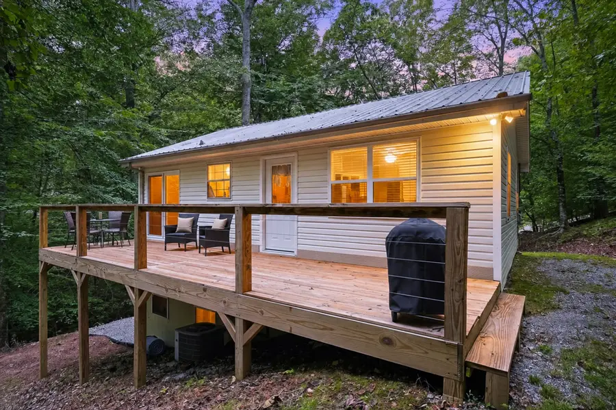 1377 Four Seasons Rd, Smithville, TN 37166 - #2