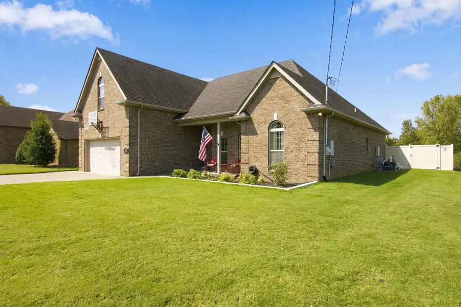 813 Stewart Valley Dr, Smyrna, TN 37167 - #3