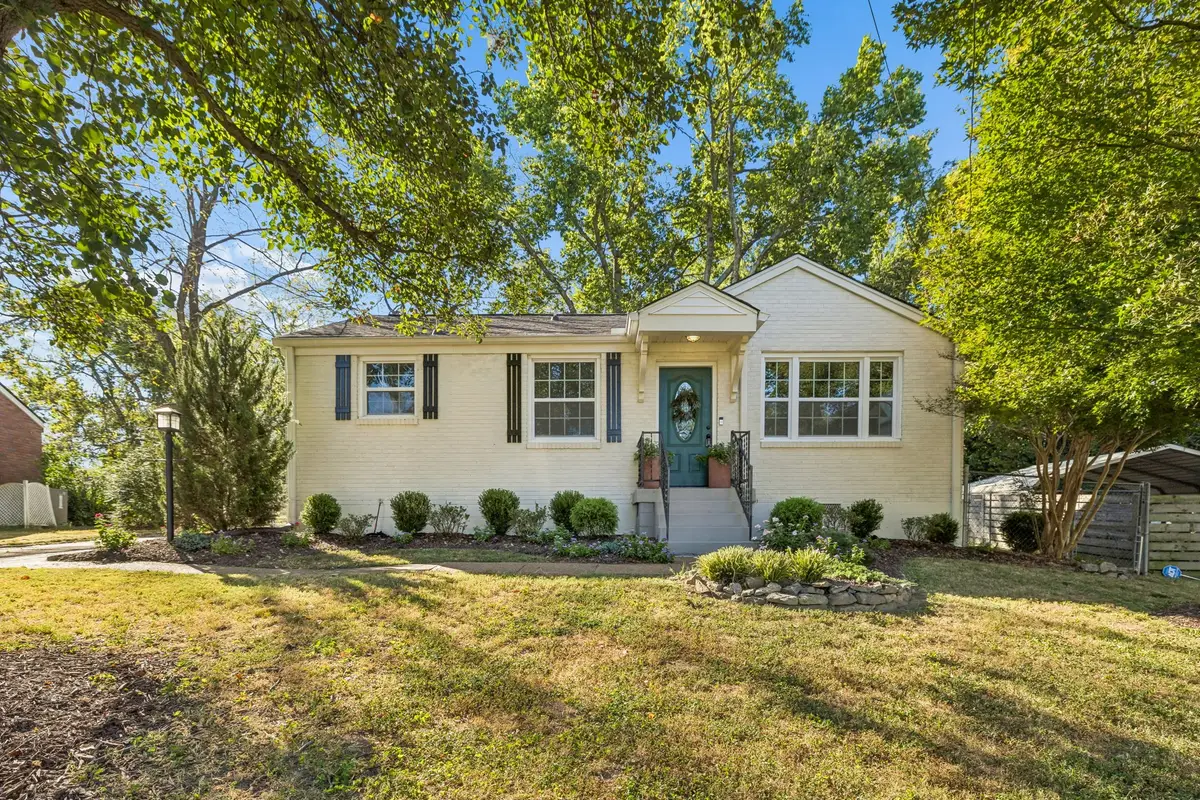 2104 Geneiva Dr, Nashville, TN 37216 - #1