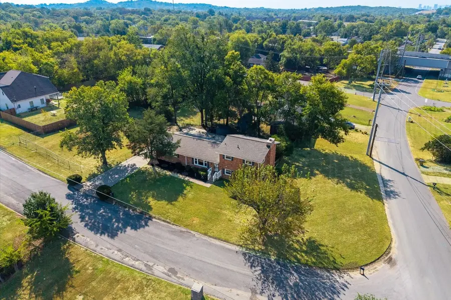 3300 Leondale Ter, Nashville, TN 37207 - #3