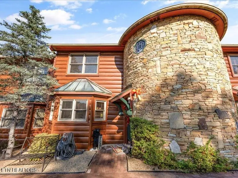 2044 Hickory Ridge Way #3334, Sevierville, TN 37862 - #1