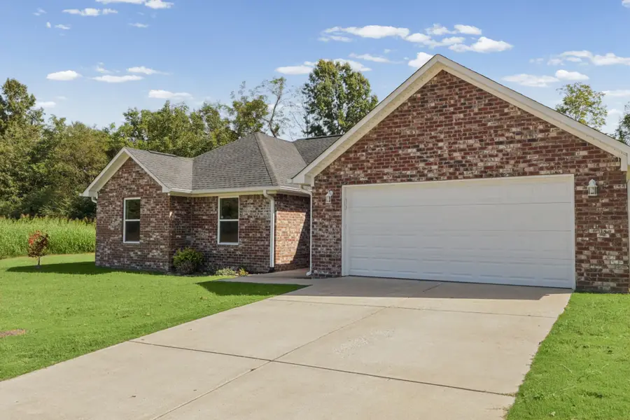 8013 Pillow Dr, Milan, TN 38358 - #3