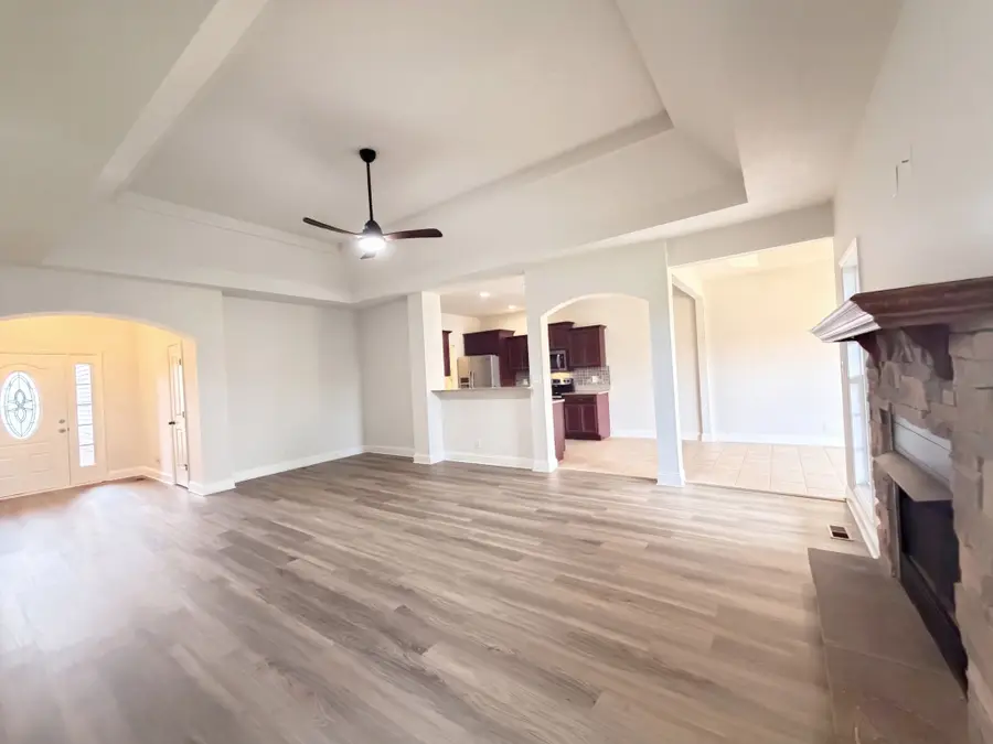 652 White Face Dr, Clarksville, TN 37040 - #3