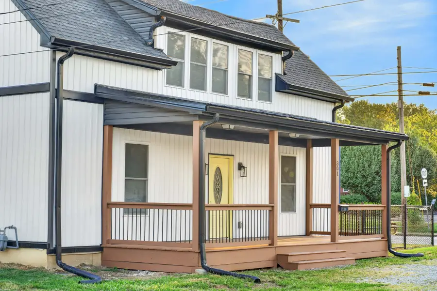 301 S Main St, Franklin, KY 42134 - #2