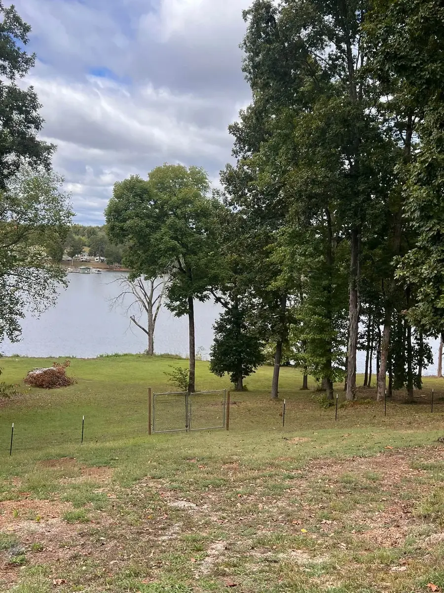 691 Lakehaven Cir, Decatur, TN 37322 - #2