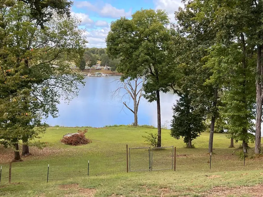 691 Lakehaven Cir, Decatur, TN 37322 - #3