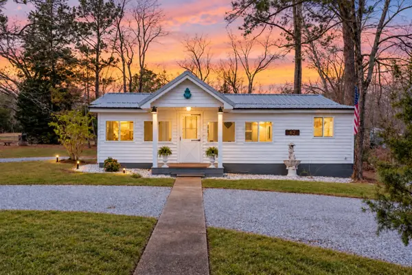 62 Foster Dr, Camden, TN 38320