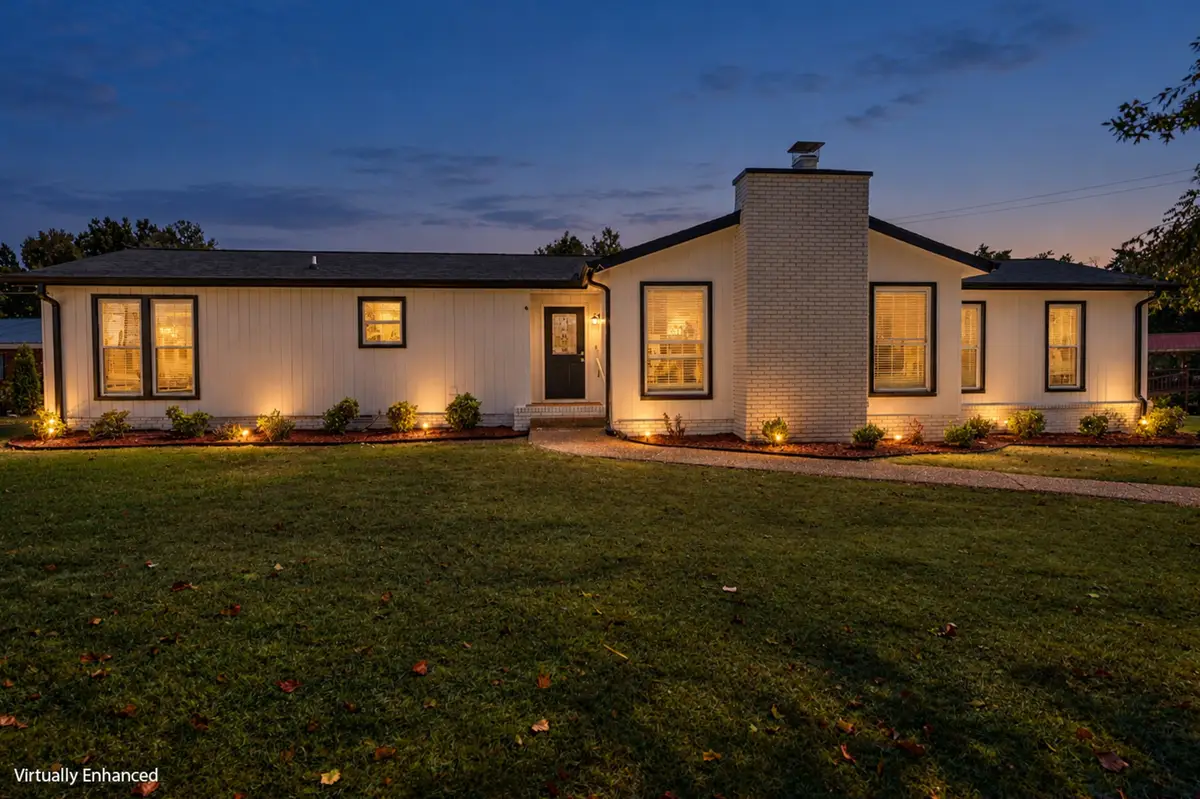 1103 Forest Harbor Dr, Hendersonville, TN 37075 - #1