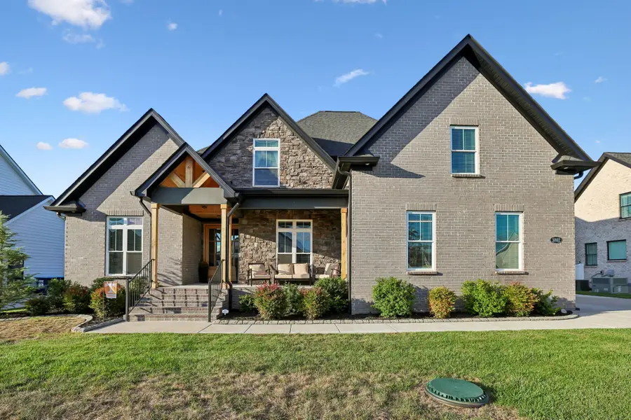 3802 Carriage Dr, Murfreesboro, TN 37128 - #2