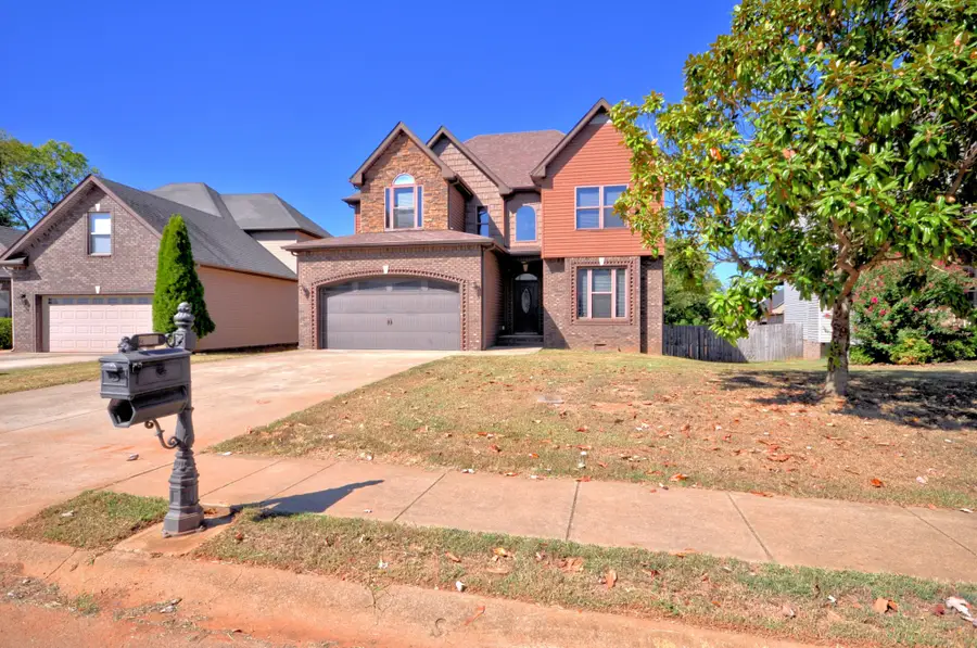 2398 Senseney Dr, Clarksville, TN 37042 - #2