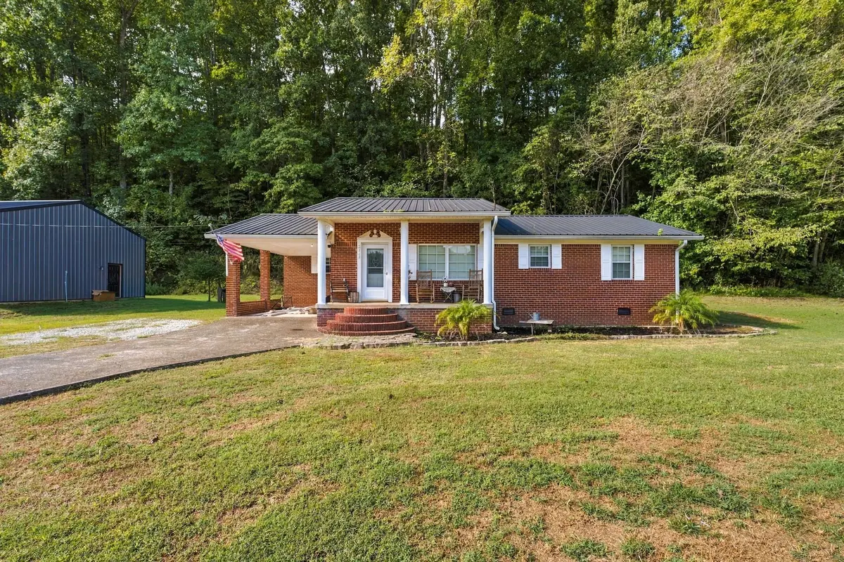 2828 Railroad Bed Rd, Iron City, TN 38463 - #1