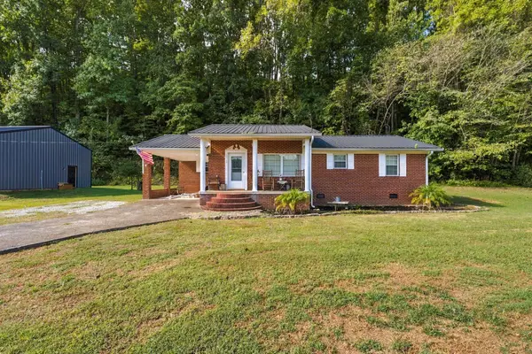 2828 Railroad Bed Rd, Iron City, TN 38463