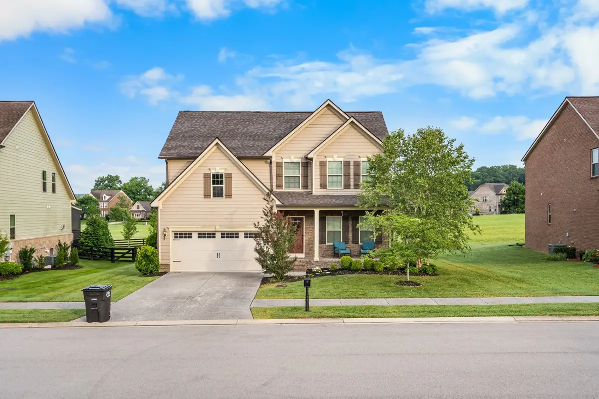 6725 Pleasant Gate Ln, College Grove, TN 37046 - #1