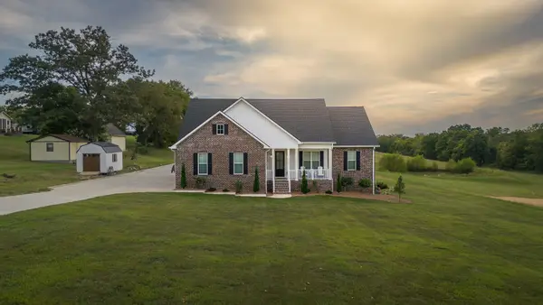 4699 Kinneys School Rd, Cedar Hill, TN 37032