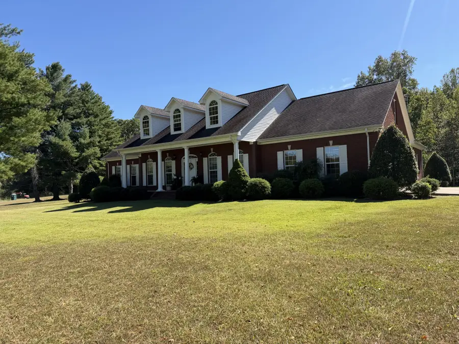 266 Kelsey Dr, Lawrenceburg, TN 38464 - #2