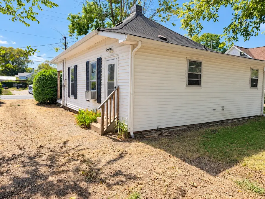 504 Wall St, Mount Pleasant, TN 38474 - #3