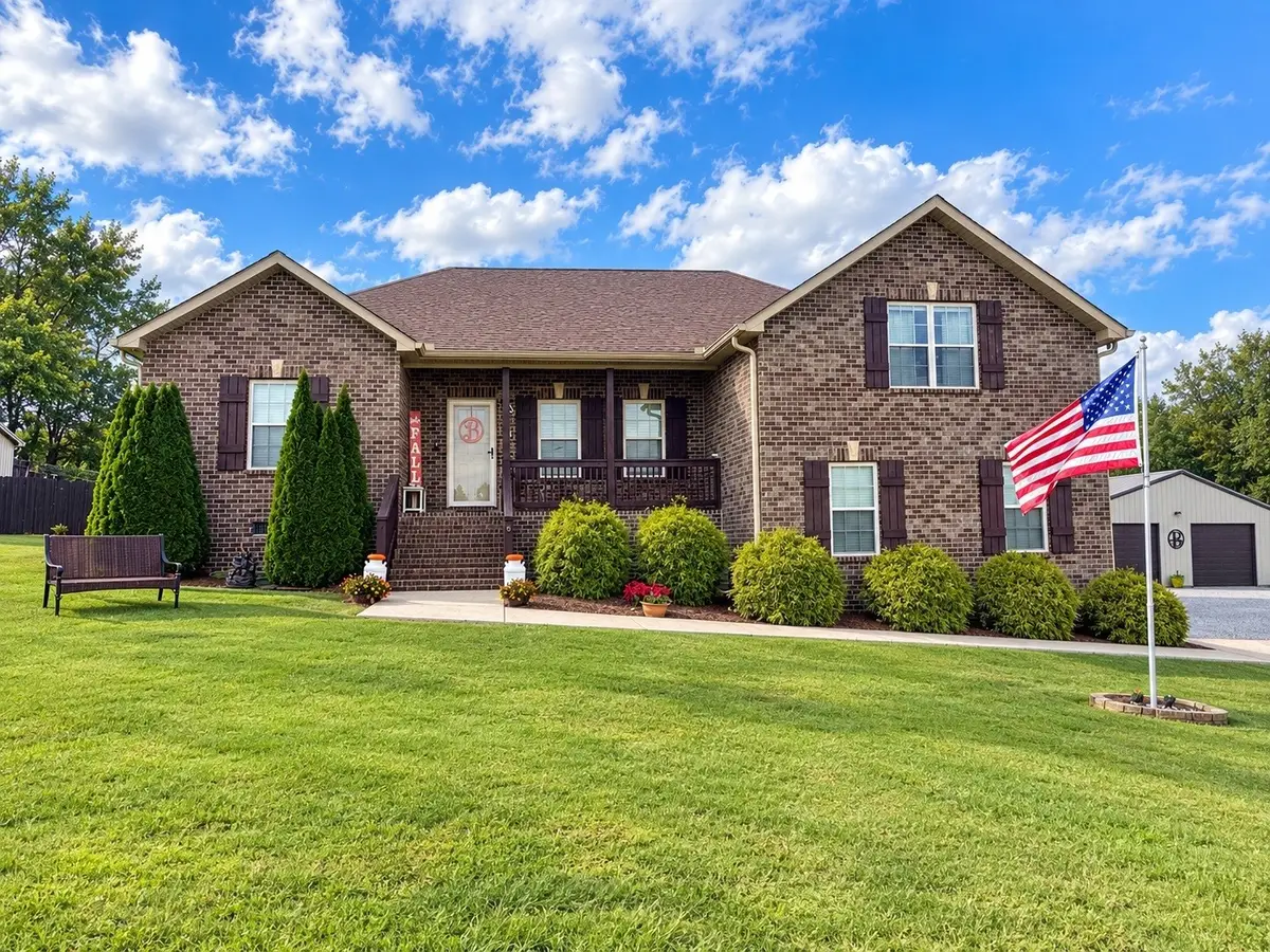 555 New Deal Potts Rd, Cottontown, TN 37048 - #1