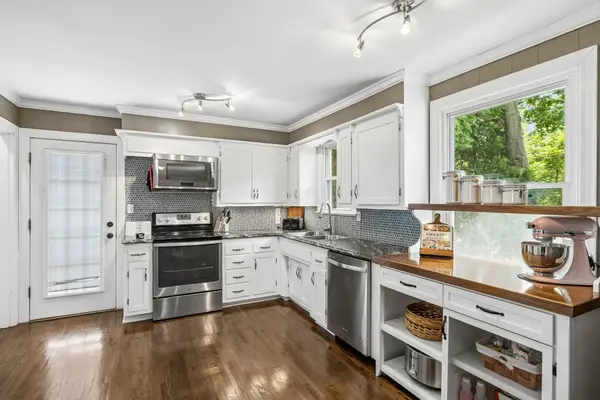 318 Jacksonian Dr, Hermitage, TN 37076