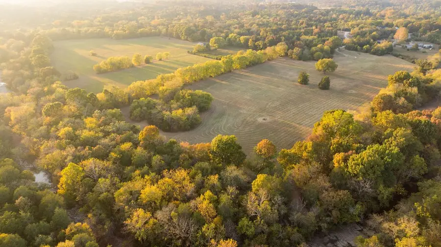 2434 Rally Hill Rd, Columbia, TN 38401 - #3