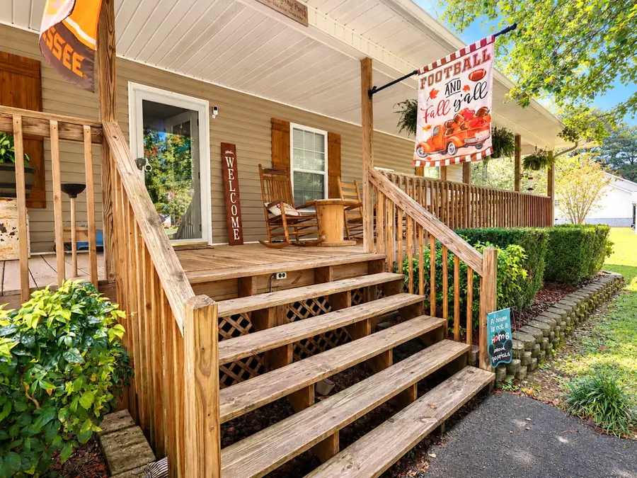 190 Burgess Dr, Benton, TN 37307 - #2