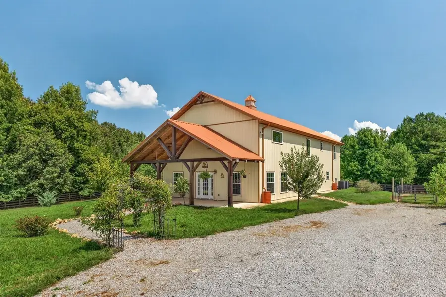 1241 Johnson Branch Rd, Pulaski, TN 38478 - #3