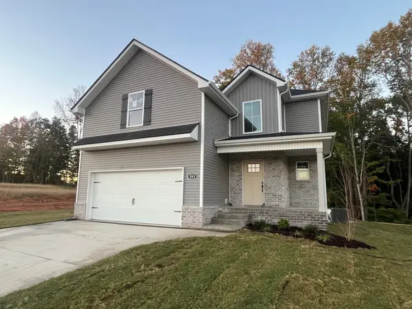 363 Idell Ct, Clarksville, TN 37042