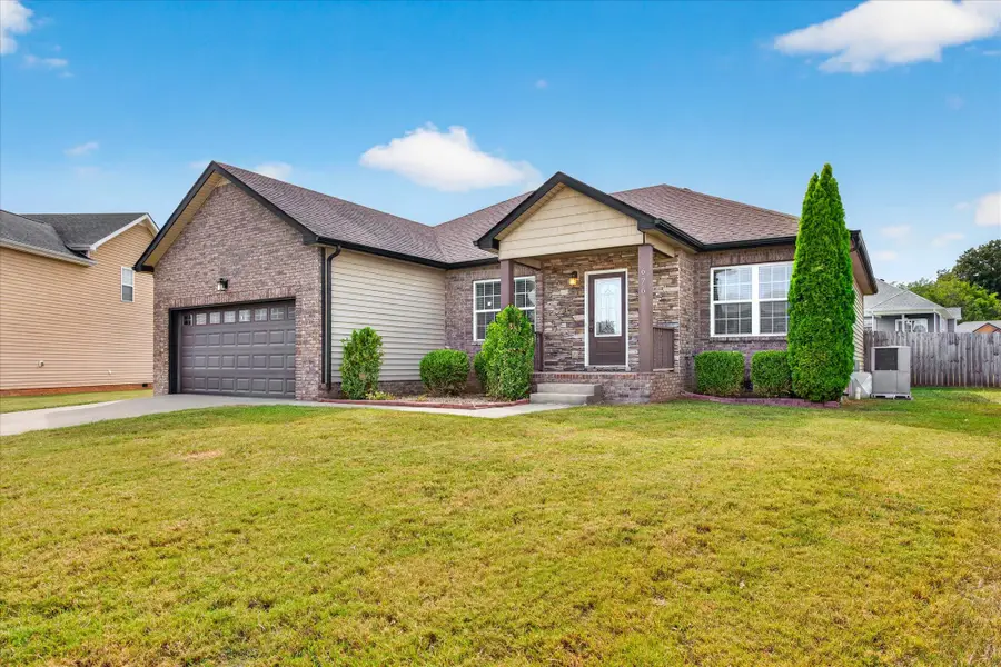 676 Crestone Court, Clarksville, TN 37042 - #3