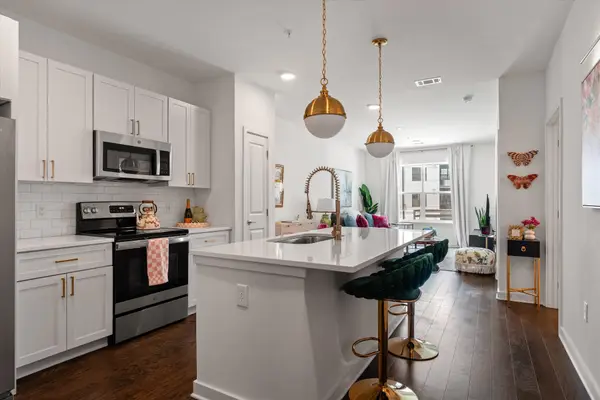 1677 54th Ave N #218, Nashville, TN 37209