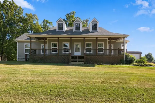 203 Codie Dr, Dickson, TN 37055