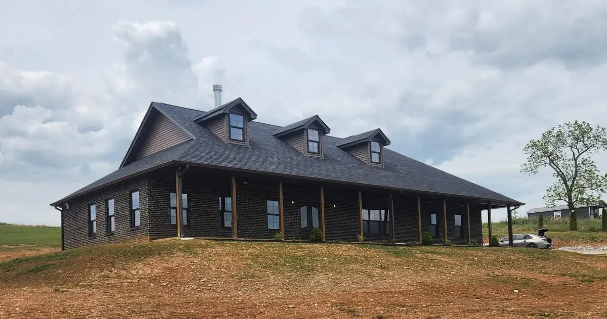 986 E Pin Hook Rd, Sparta, TN 38583 - #1