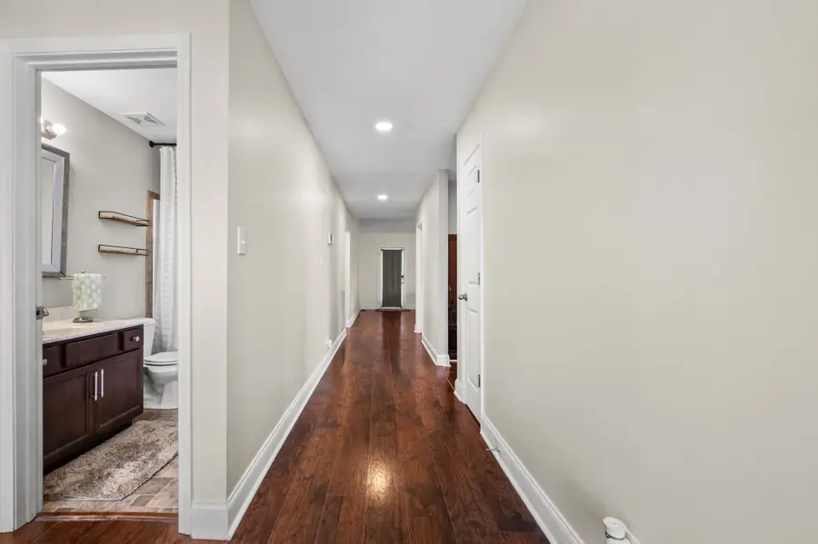 1005 Harding Dr, Clarksville, TN 37042 - #2