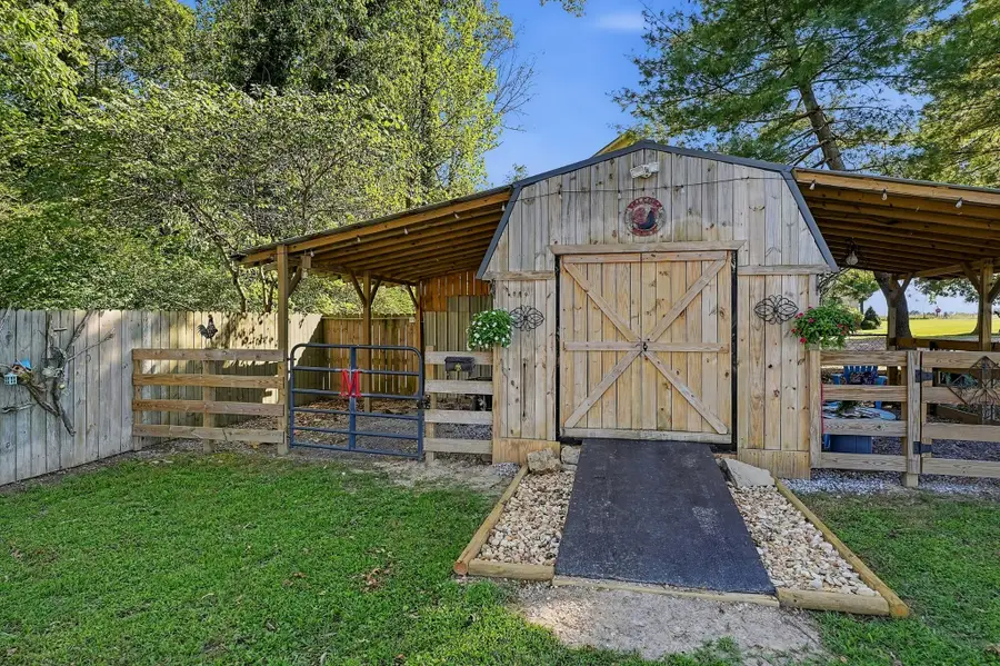 190 Hooper Rd, Smithville, TN 37166 - #2