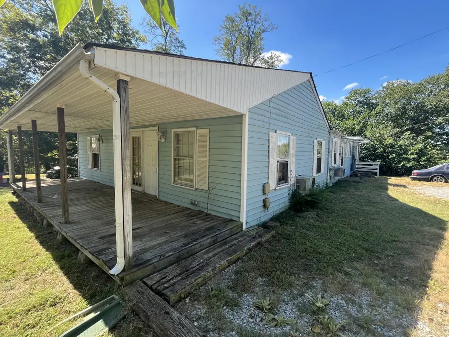 476 Circle Dr, Clarksville, TN 37043 - #2