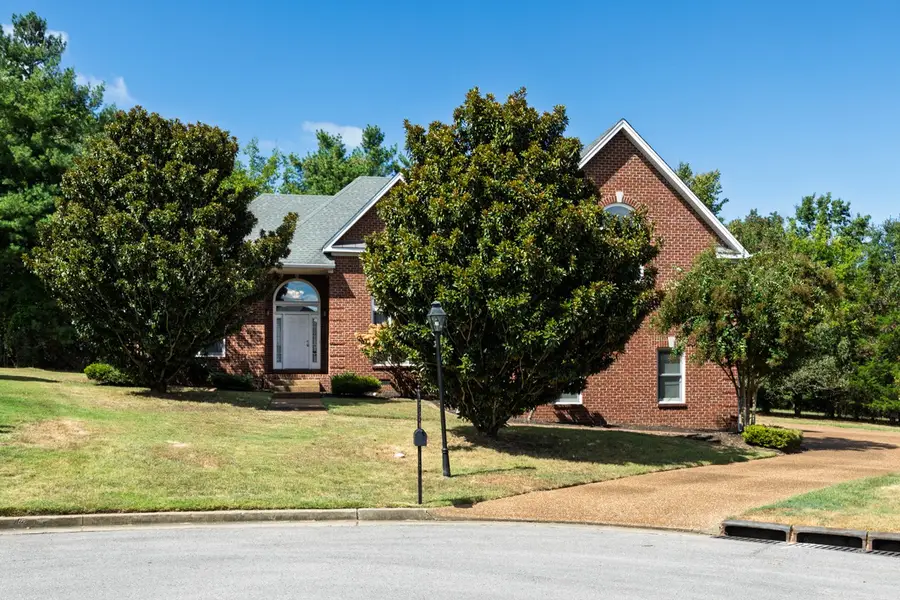 1409 Johns Meadows Cv, Hermitage, TN 37076 - #2